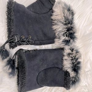 Adrienne Landau ~ Womens Gloves - Fingerless Black Suede w/ FUR One